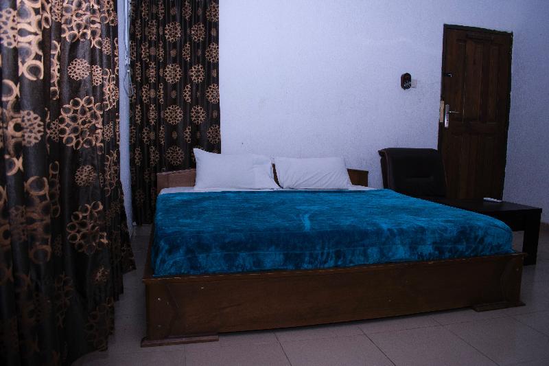 Day By Day Hotel Лаґос Екстер'єр фото