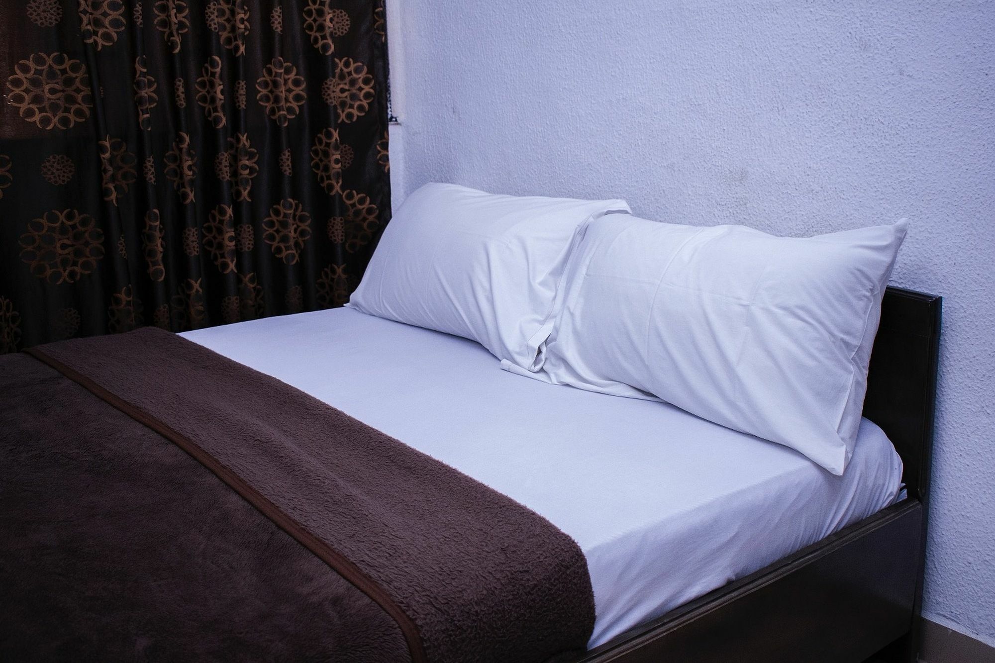 Day By Day Hotel Лаґос Екстер'єр фото